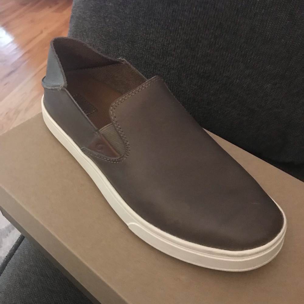 OluKai slip on leather shoes